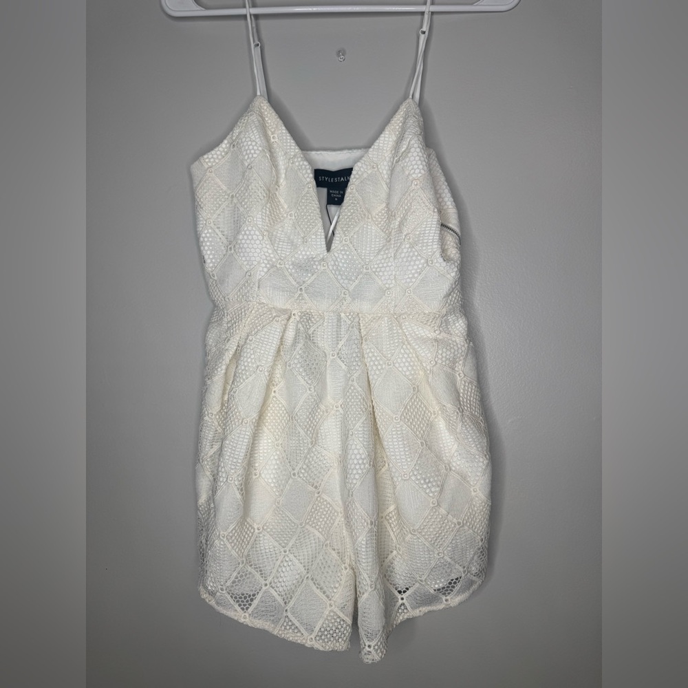 NWT StyleStalker Empire Romper (Ivory) Jumpsuit - Picture 1 of 7